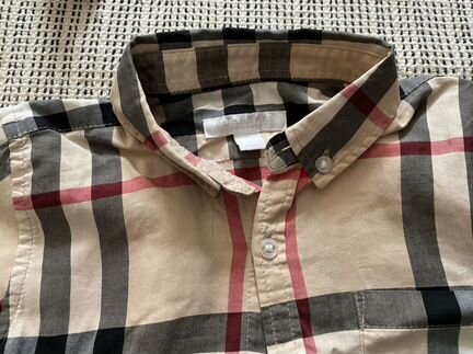 Burberry. Zara