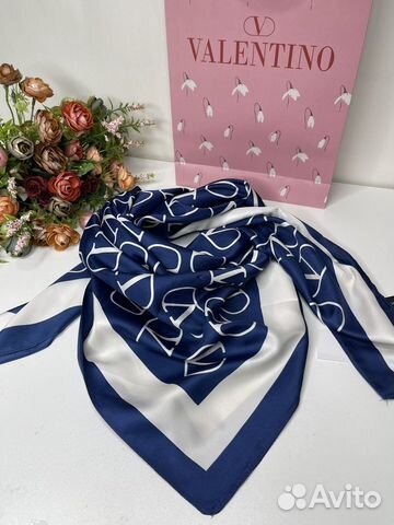 Шелковый платок Valentino синий