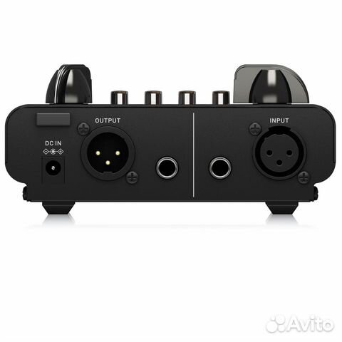 Микрофонный предусилитель с лимитером Behringer MI