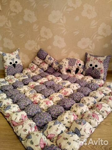 Одеяла-бонбоны с игрушками-подушками