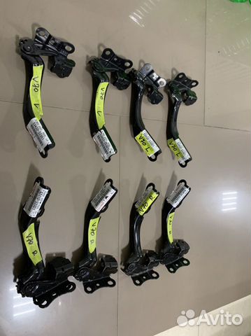 Петли капота Toyota Camry v70