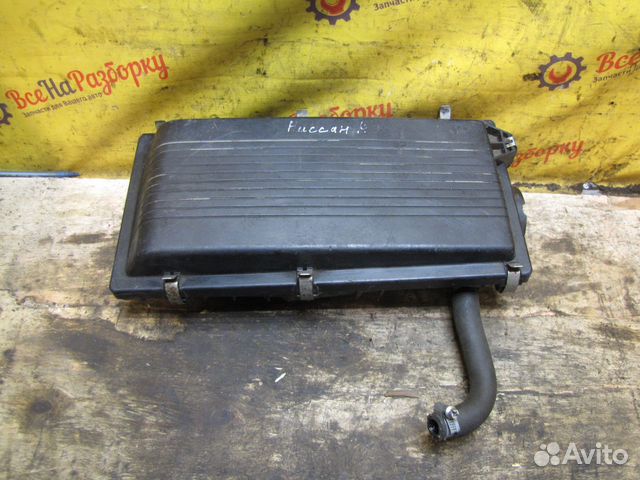 Корпус воздушного фильтра Nissan Primera P11