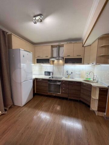 2-к. квартира, 78 м², 1/4 эт.