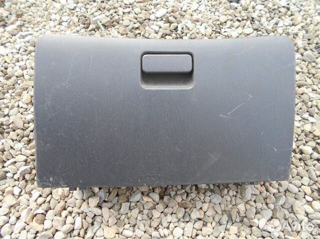 Бардачок Toyota Corolla Fielder ZZE123 2ZZ-GE