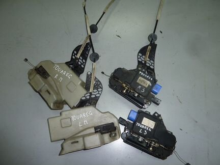 VW Touareg 1 замок двери ручка двери