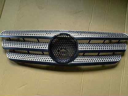 Решетка на мерседес мл163. Решетка радиатора мерседес мл 163. Решетка радиатора ml w166. Решетка w163. Решетка на мерседес мл163.