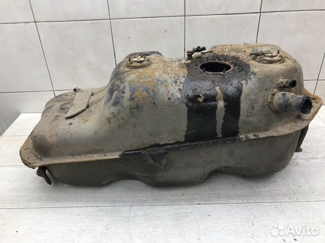 Бензобак Mitsubishi Montero Sport K96W 6G72 2000