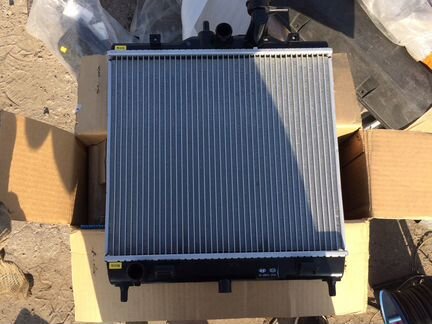 Радиатор охлаждения Kia picanto
