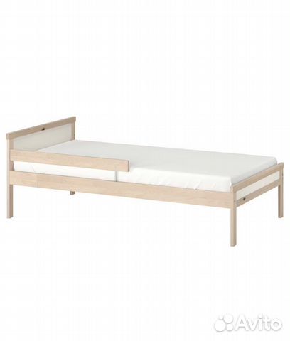 Детская кровать с матрасом