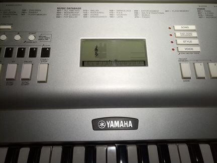 Синтезатор Yamaha DGX-230