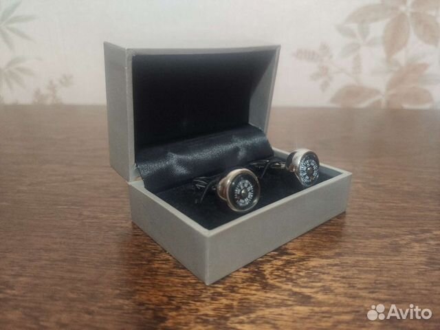 Запонки компас