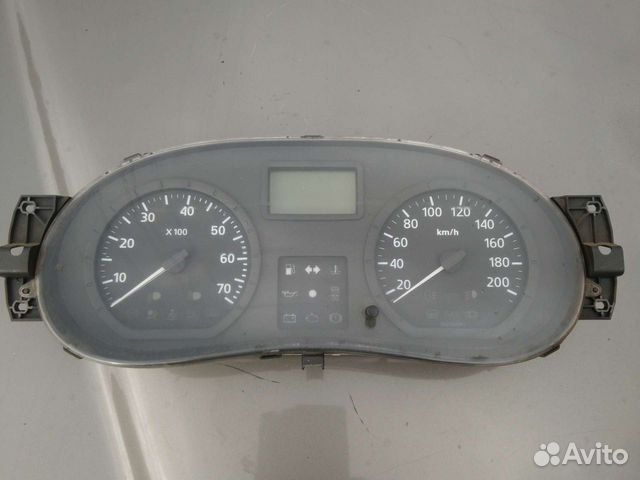 Панель приборов на Рено Логан 1.4i 2007 г.в