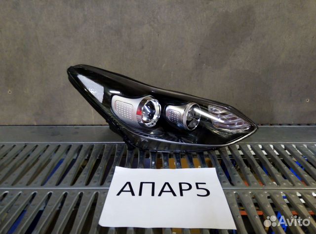 Kia Sportage 4 Правая фара