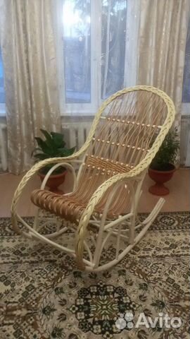 Кресло-качалка ручной работы из ивовой лозы