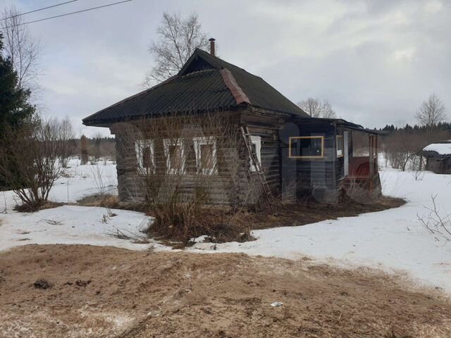 Мебель в красном холме