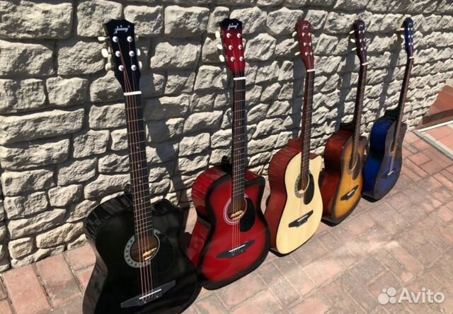 Акустическая гитара новая