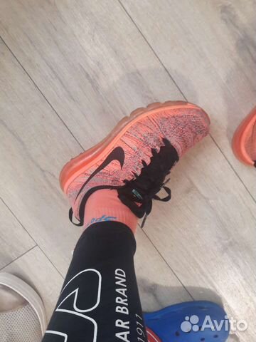 Продам кроссовки Найк орининал