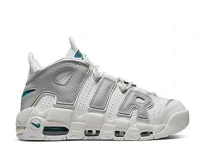 nike uptempo new york