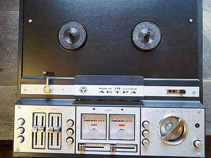 Катушечный магнитофон "Астра - 110"