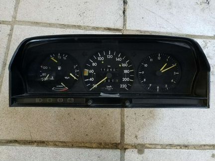 Щиток приборов мерседес w 190 201