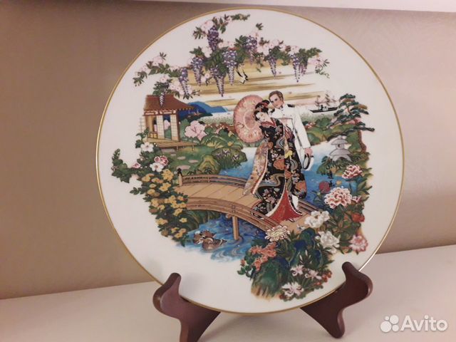 Тарелка декоративная фарфор