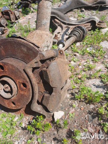 Суппорта передние Audi 80 b3