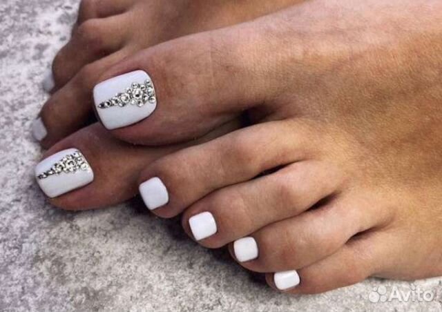 Маникюр и педикюр, гель лак