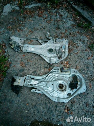 Хендай Тусан стеклоподьемник замок левый