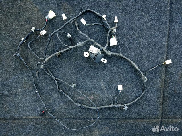 Провода крышки багажника Хендай Элантра 3 хетчбек