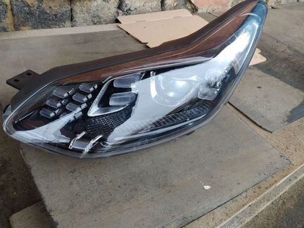 Передняя левая фара kia sportage 4