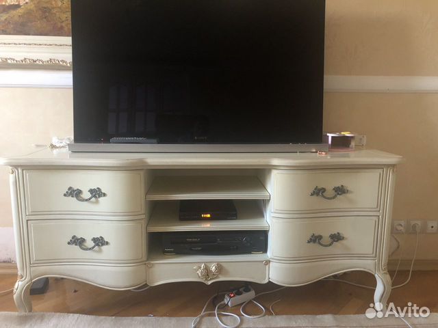 Тумба под телевизор