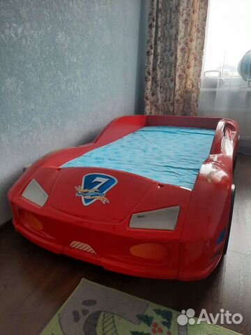 Кровать машина