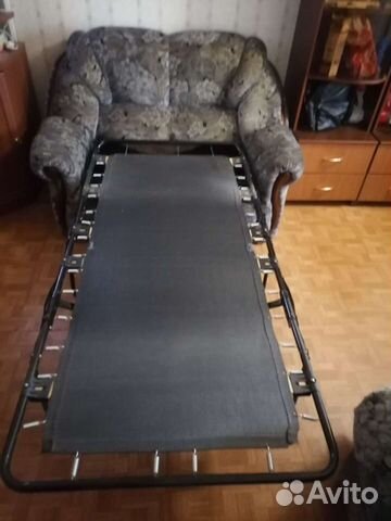 Диван раскладной б/у и кресло