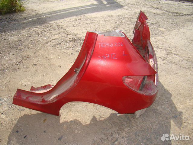 Крыло заднее левое Peugeot 206