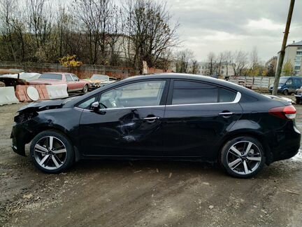 В разборе KIA Cerato YD 3 III с 2013