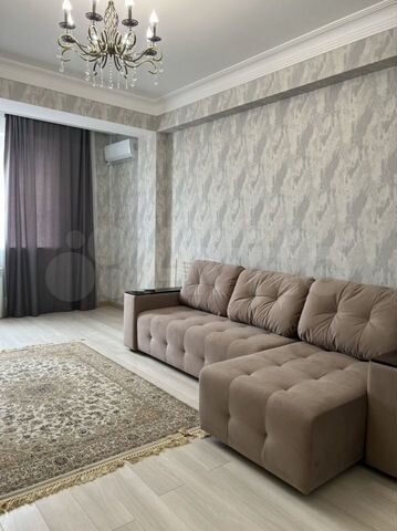 2-к. квартира, 58 м², 1/9 эт.