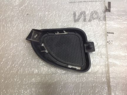 Заглушка переднего бампера RH Lexus LX570 07-11