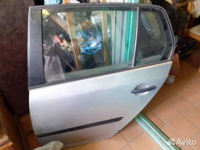 Дверь Volkswagen Golf передняя правая