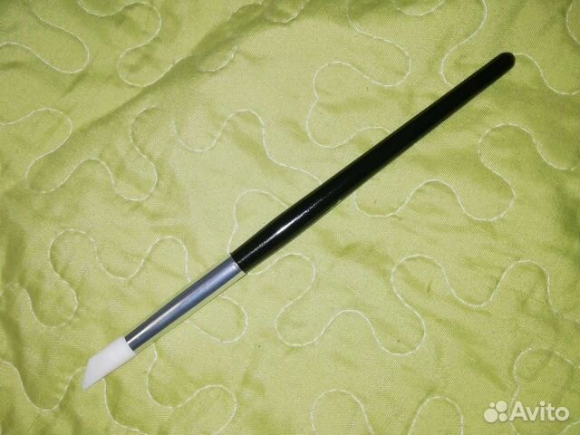 Силиконовая кисть