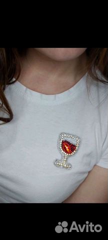 Брошь из бисера Бокальчик вина