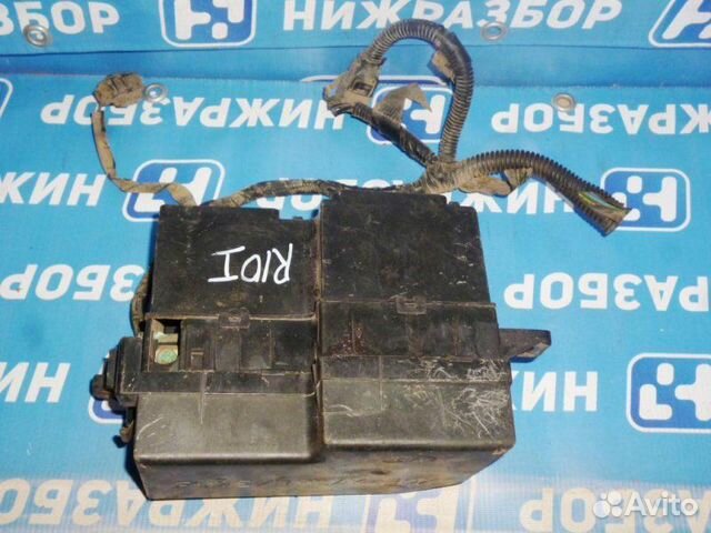 Блок предохранителей Kia Rio 1 DC 1.5 (A5D) 2004