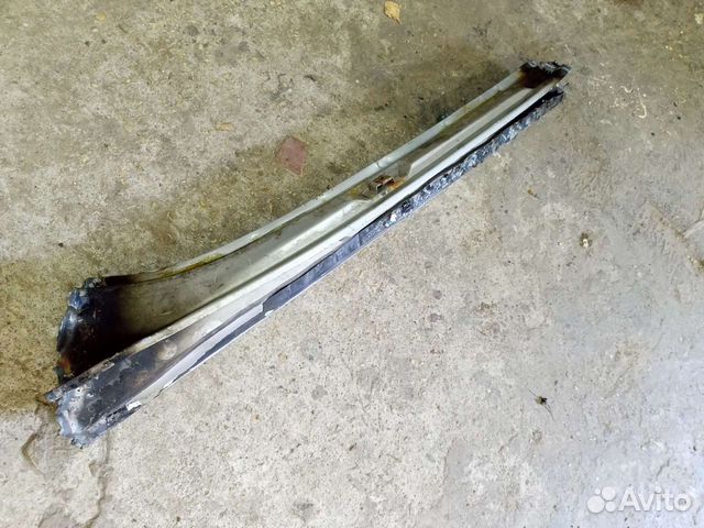 Правая стойка лобового стекла газель