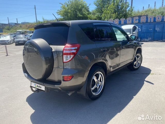 Toyota RAV4 2.0 AT, 2011, 189 000 км