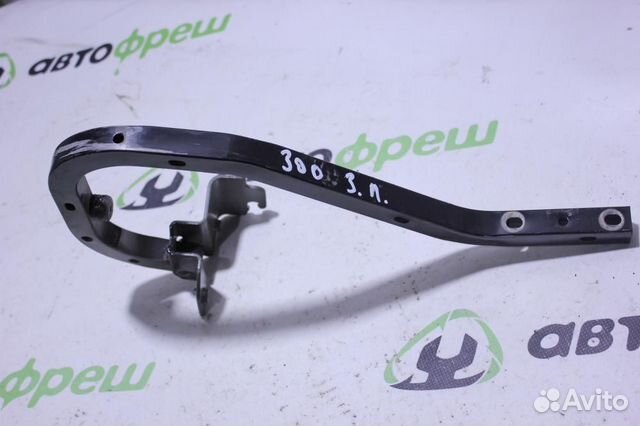 Петля багажника правая Mitsubishi Lancer 9