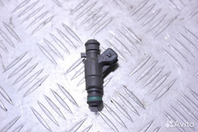 Форсунка двигателя Peugeot 206 1998 2012