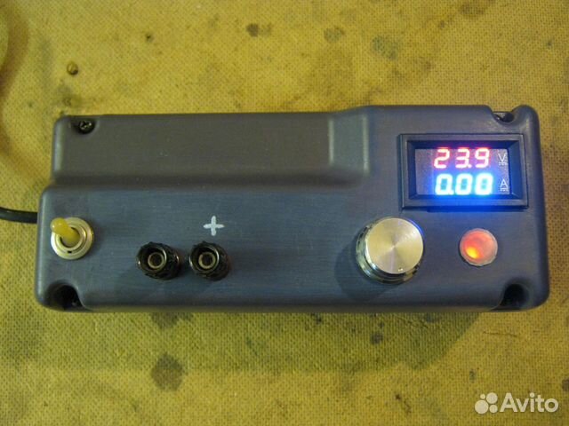 Блок питания-зарядник 0-24 вольта 4А