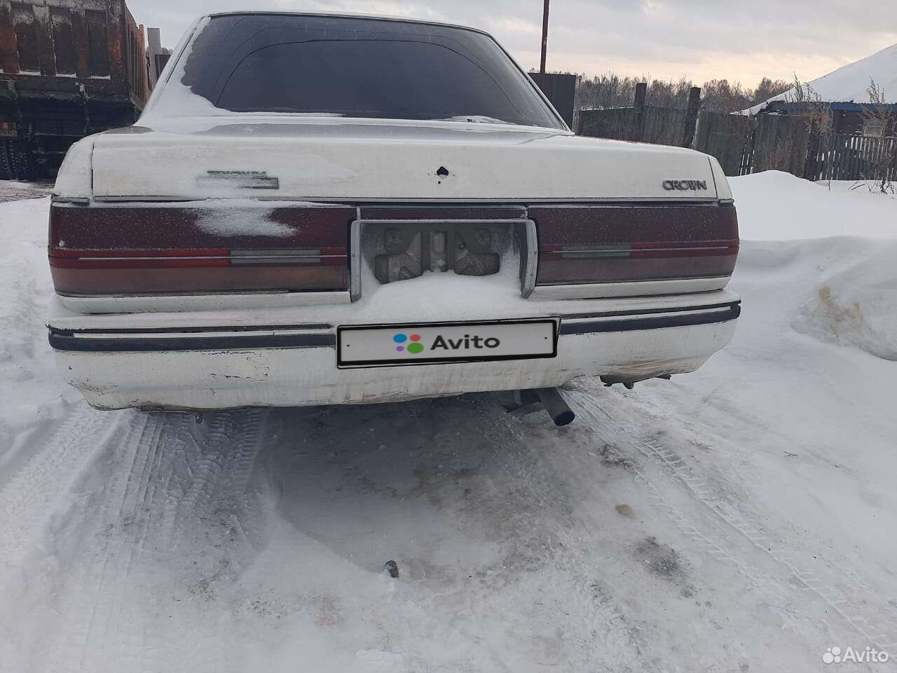 Toyota Crown 1990