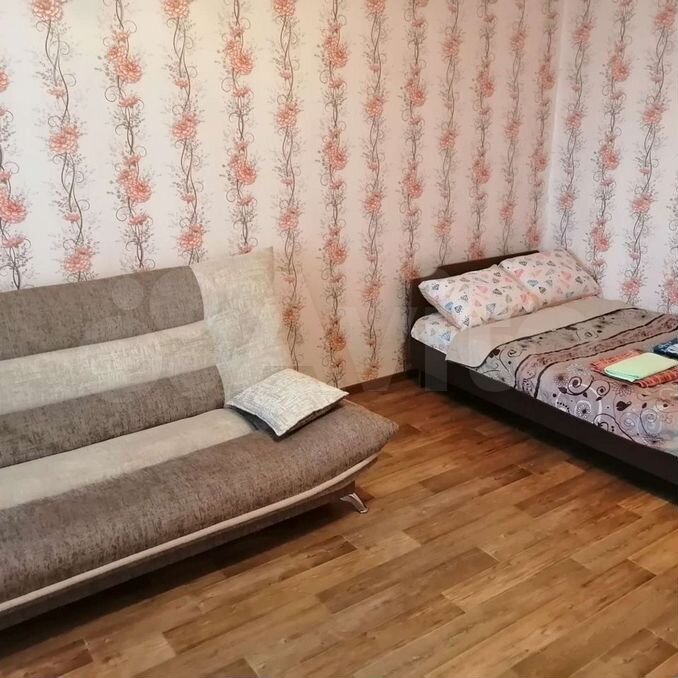 Квартира посуточно можга снять. Гостиница зефир можга. Гостиница мармелад можга. Можга улица байбородова дом 24. Город можга посуточно квартира 2 комнатную.