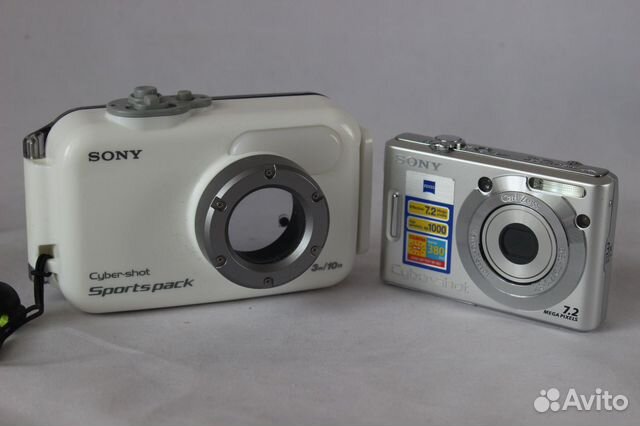 Подводный бокс Sony и фотокамера Sony