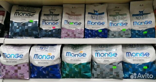 Корм monge для собак и кошек
